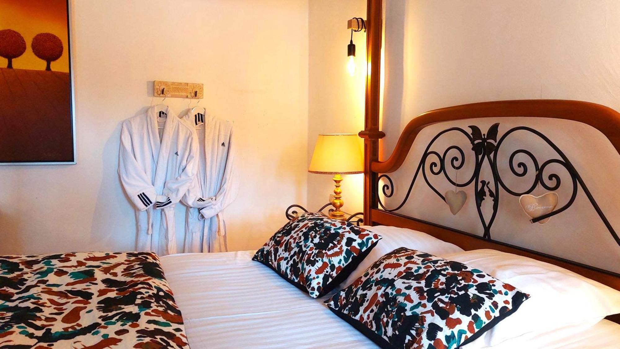 La Bergerie Du Moulin (Adults Only) Bed & Breakfast Taradeau Exterior photo